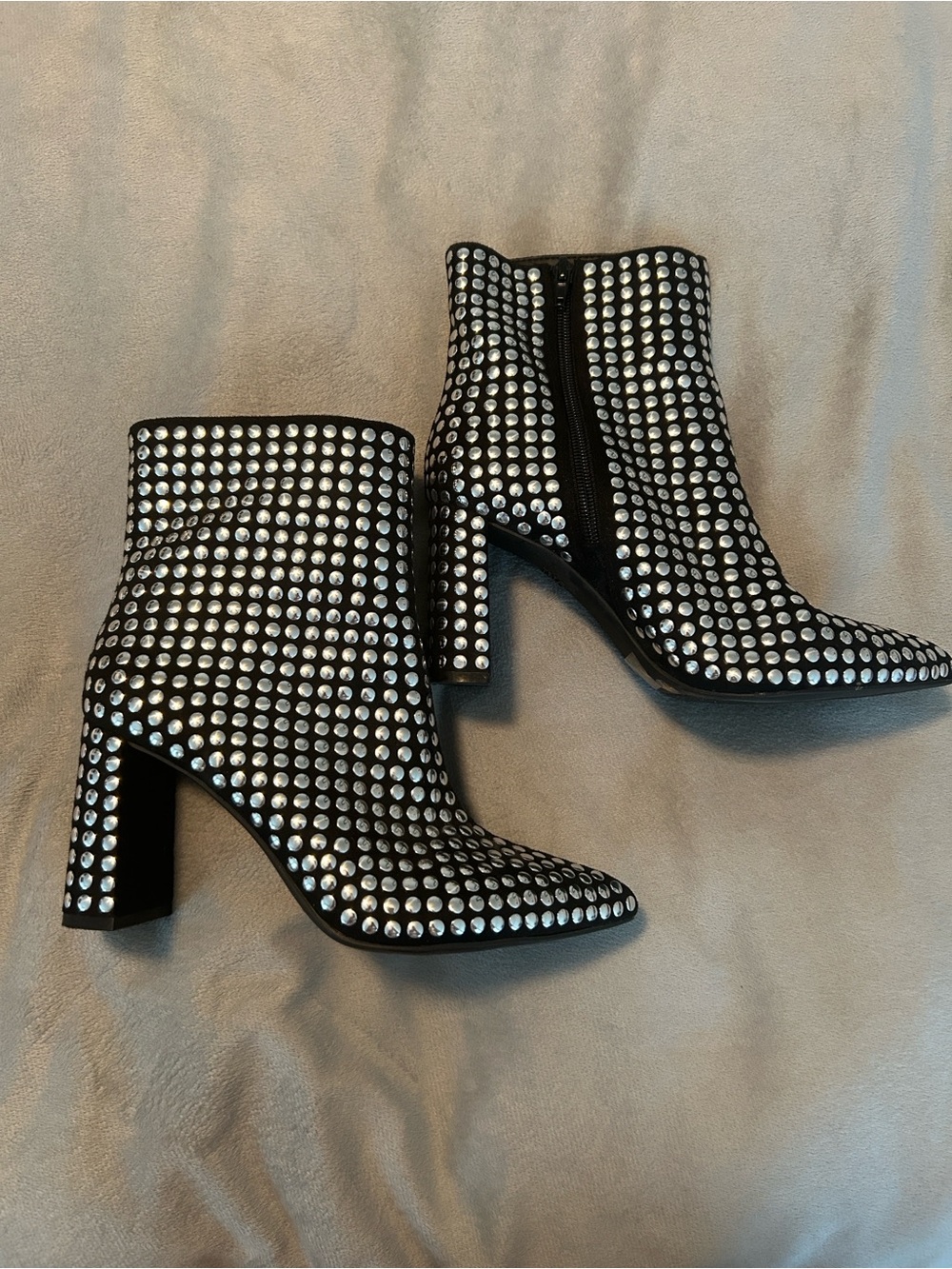 INC INTERNATIONAL
CONCEPTS
Women's Anila Booties